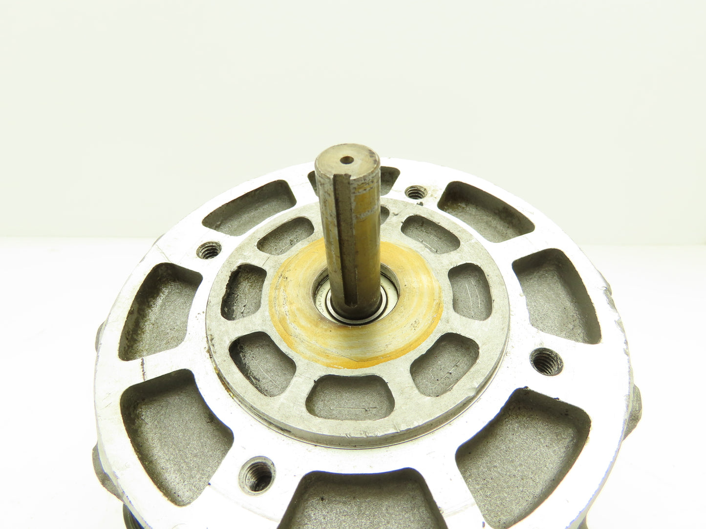 Yaskawa P12H-DB11 Minertia DC Servo Motor Disc-Arm