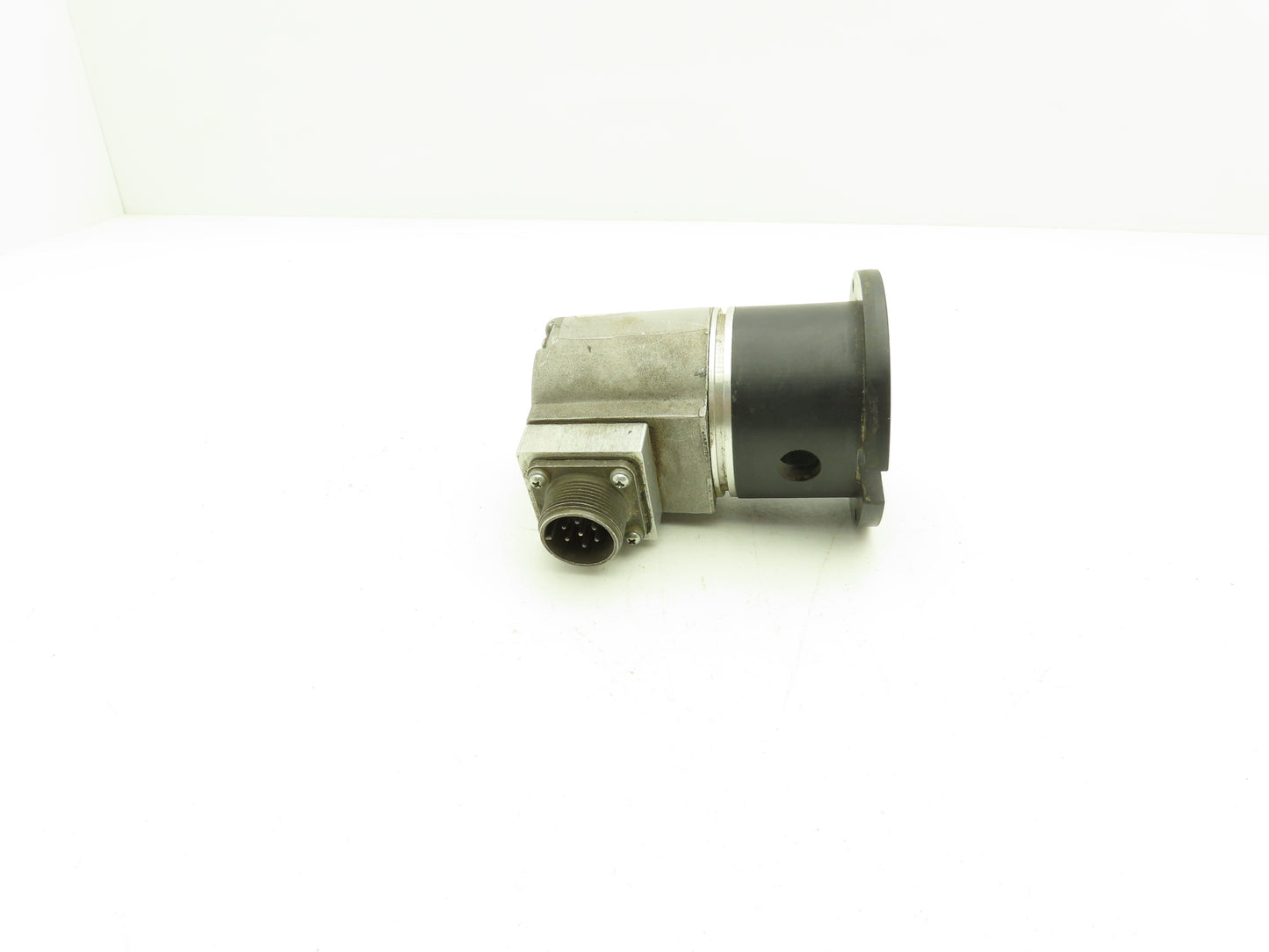 Yaskawa 526B025 Rotary Incremental Encoder