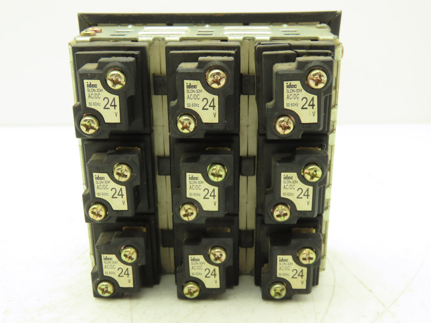 IDEC SLC 30N Annunciator 9-Position 3x3 Layout Lighted Indicator Panel