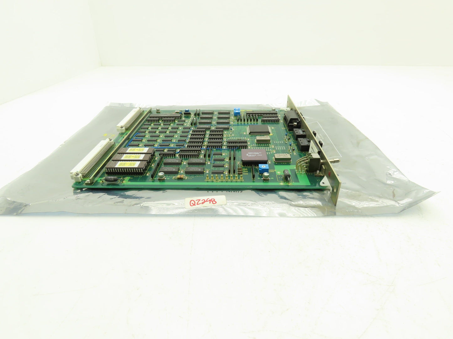 Toshiba 2J2B7207-A PCB Printed Control Circuit Board Slot Rack