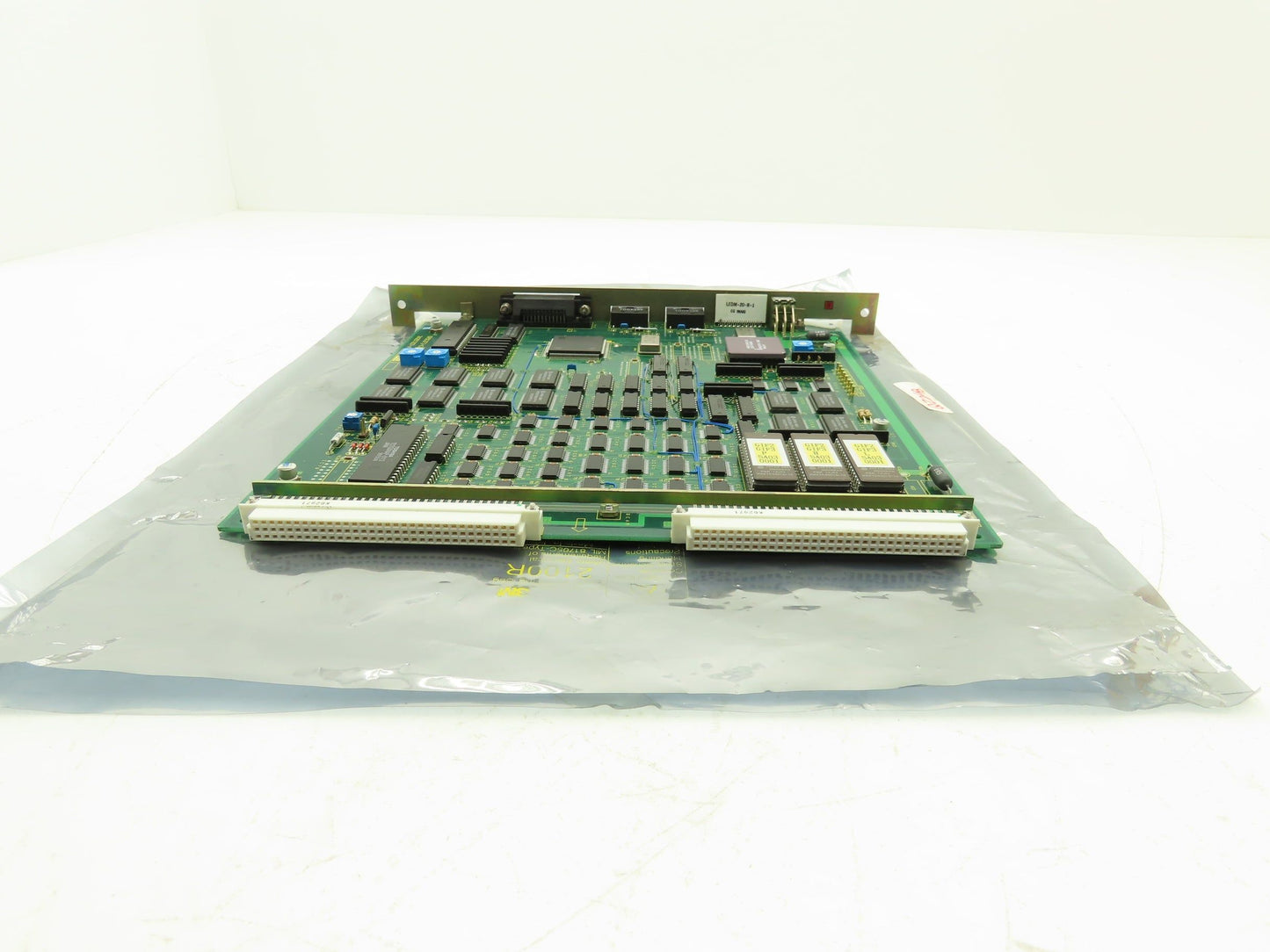 Toshiba 2J2B7207-A PCB Printed Control Circuit Board Slot Rack