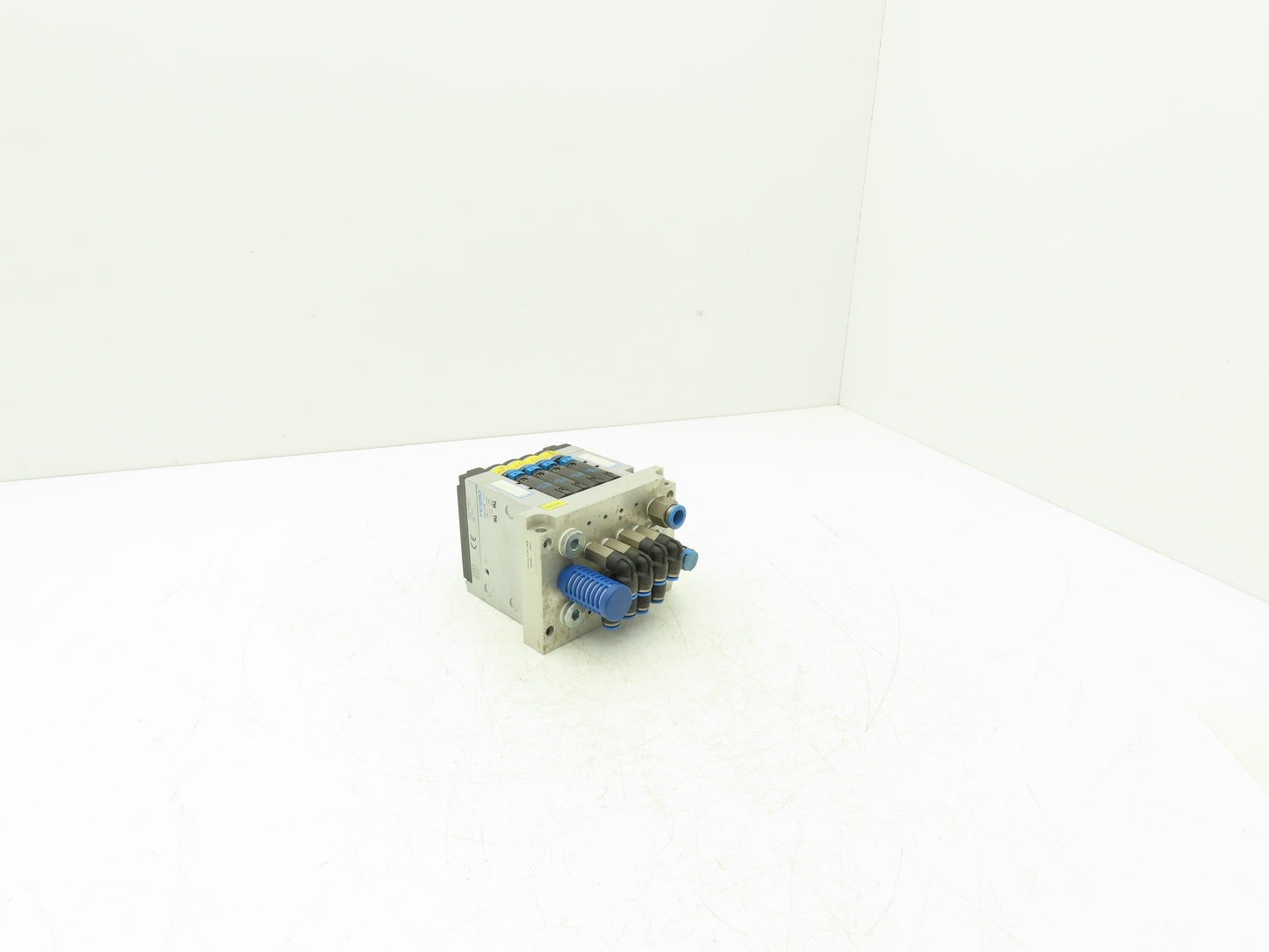 Festo CPV14-GE-ASI-4-Z Pneumatic 4-Station Solenoid Valve Manifold 161360 24VDC