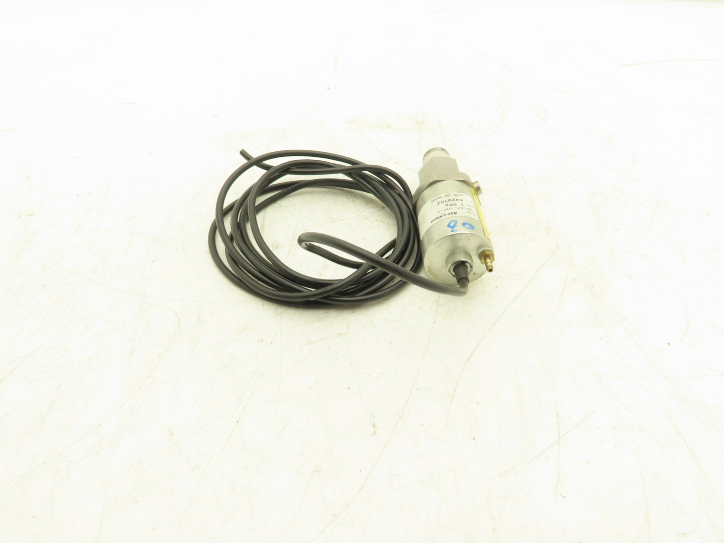 Minebea NS10T-1MP-Y Pressure Transducer Sensor 1MPa 3/8" NPT