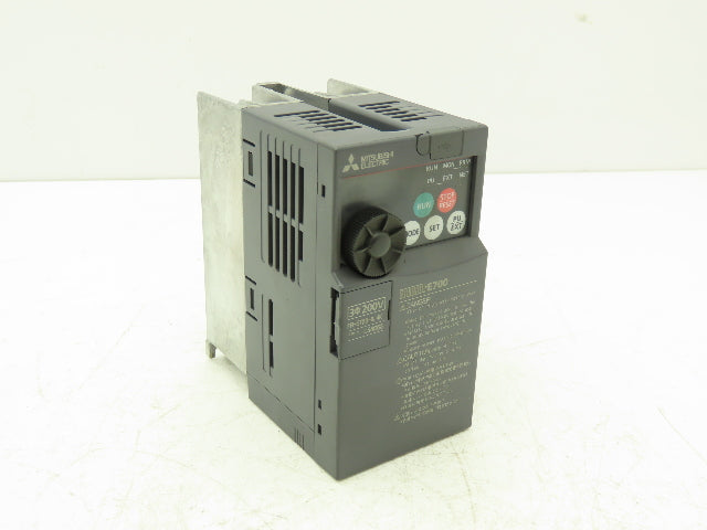 Mitsubishi FR-E720-0.4K Variable Frequency Drive Motor Inverter Control 0.4kW