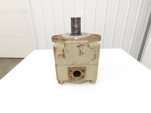 IMO Delaval 272152-004 CIG Series Hydraulic Gear Pump 2-Bolt SAE 65mm Shaft