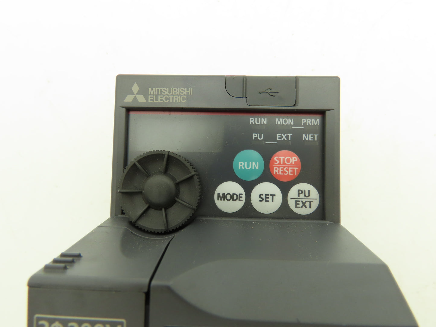 Mitsubishi FR-E720-0.1KNC Variable Frequency Drive Motor Inverter Control 0.1kW