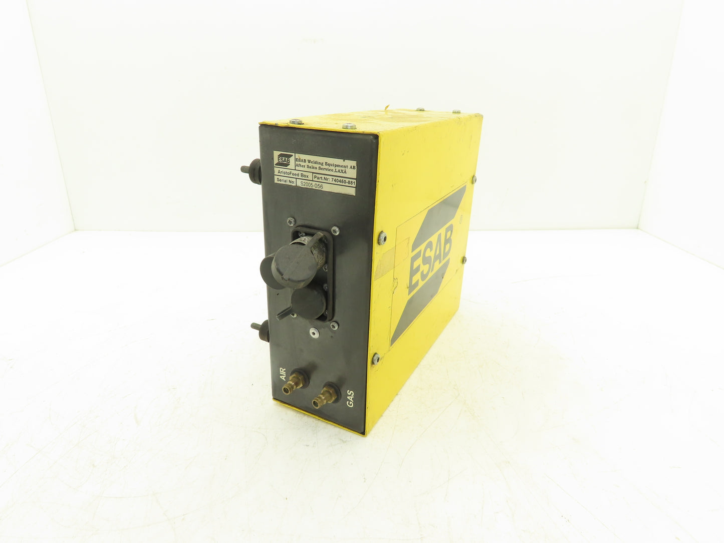 ESAB 740450-881 AristoFeed Box Welder Controller 1/4" Gas & Air Fittings