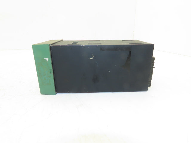 Honeywell DC3001-0-000-2-00-0111 Digital Temperature Controller 120VAC
