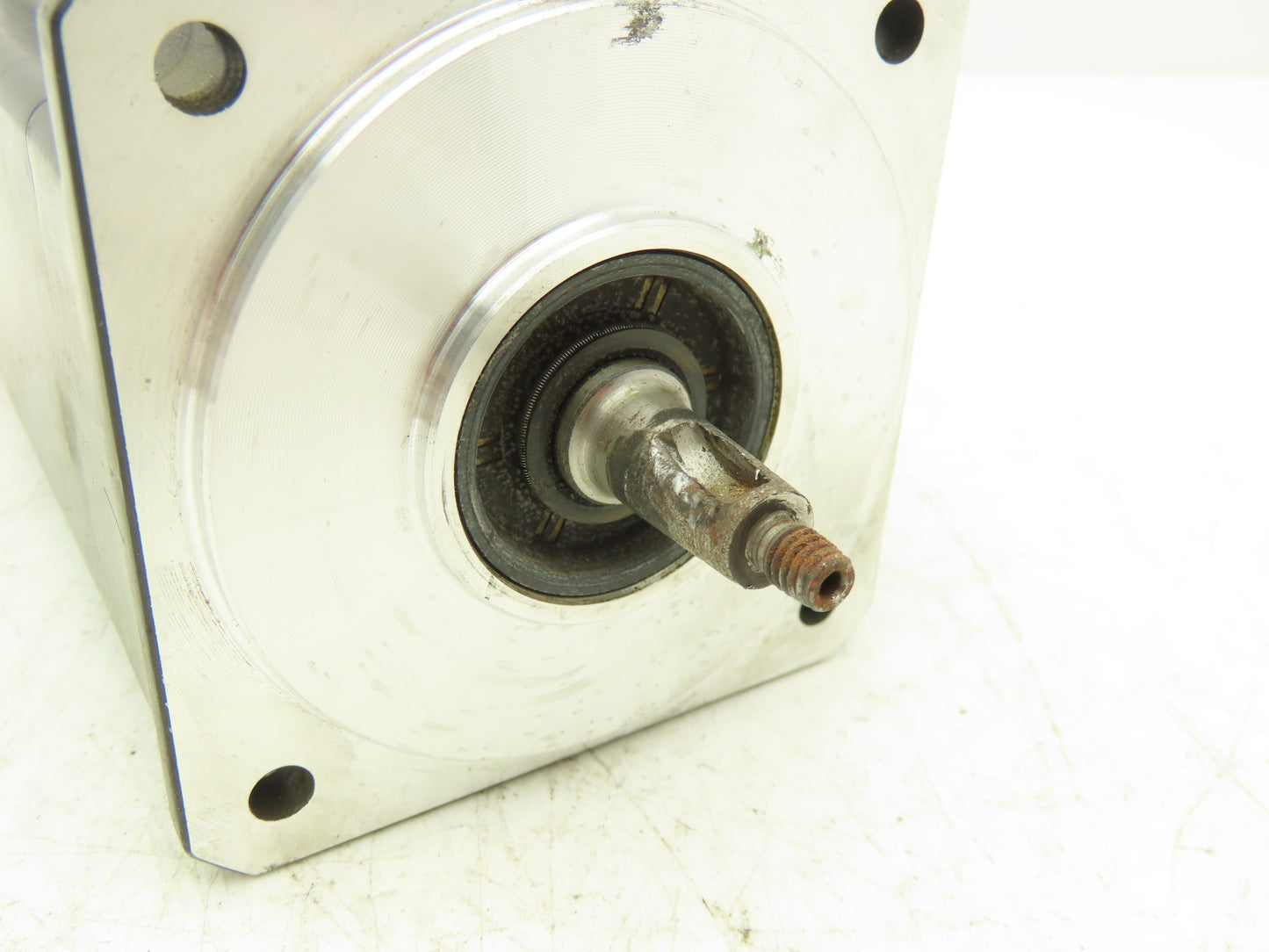 Fanuc A06B-0373-B075 AC Servo Motor 0.5kW 129v 3Ph 3000RPM Encoder A8600360T001