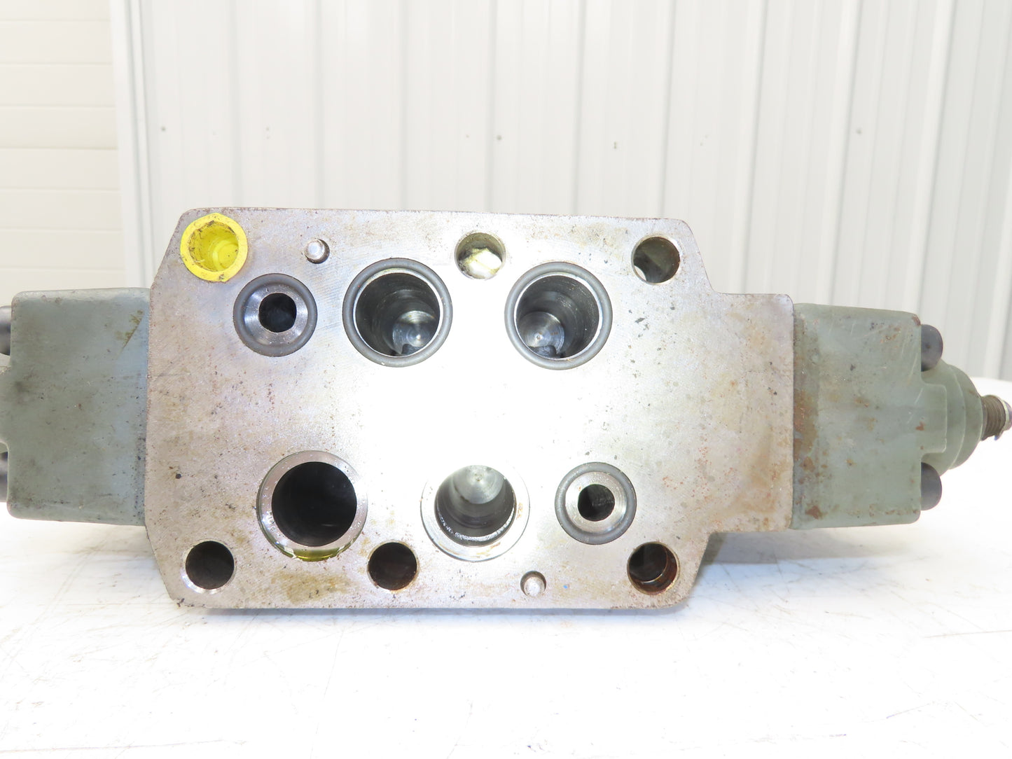 Rexroth H-4WEH25J60/6BW110NETDAL Hydraulic Piloted Valve Assembly 120v/60Hz
