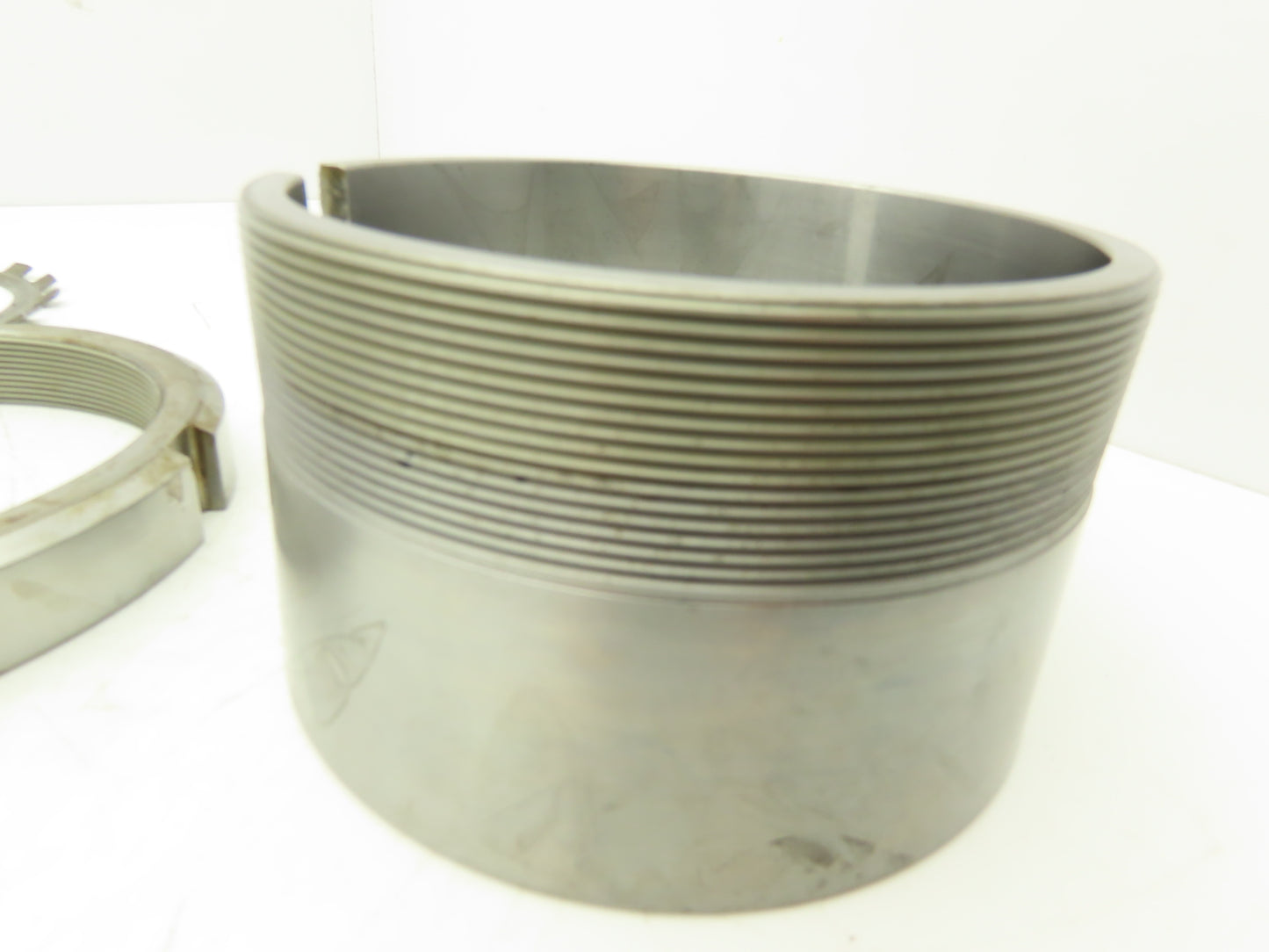 HSP H3030 Bearing Adapter Sleeve 135mm Bore w/Locknut KML30