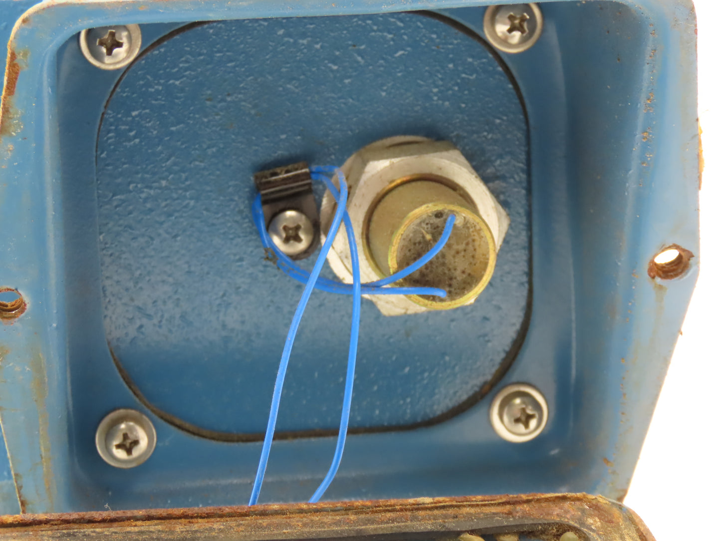 Avtron M627A-1D-320 Pulse Generator Tachometer Rotary Encoder 12VDC 320 PPR 56C