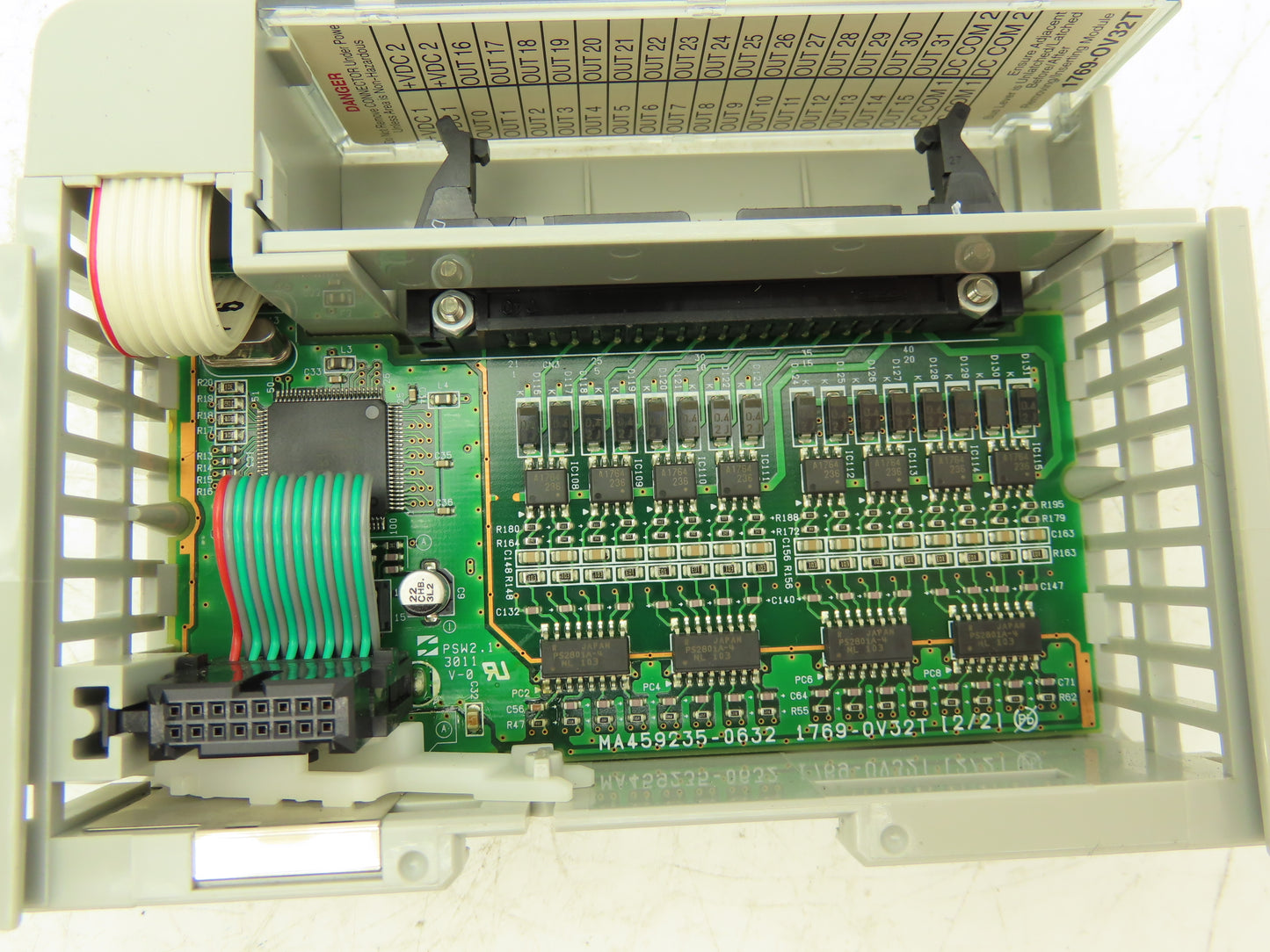 Allen Bradley 1769-OV32T MicroLogix Compact I/O Sinking Output 32 Pt Ser A