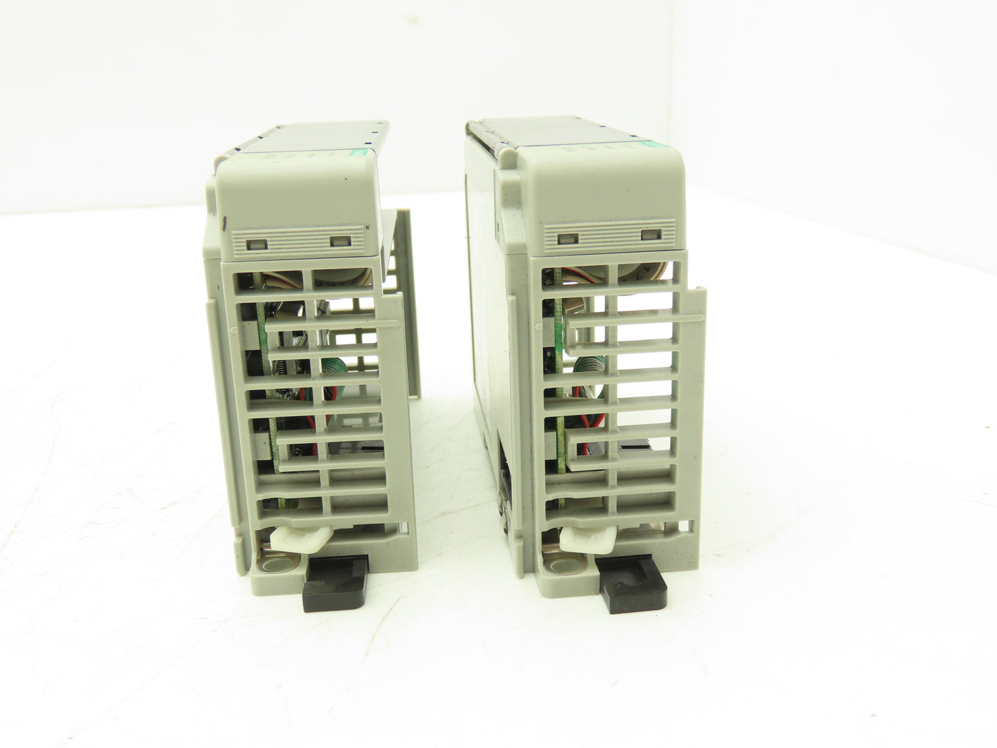 Allen Bradley 1769-OB16P MicroLogix Compact I/O Sourcing Output 16 Pt Lot of 2