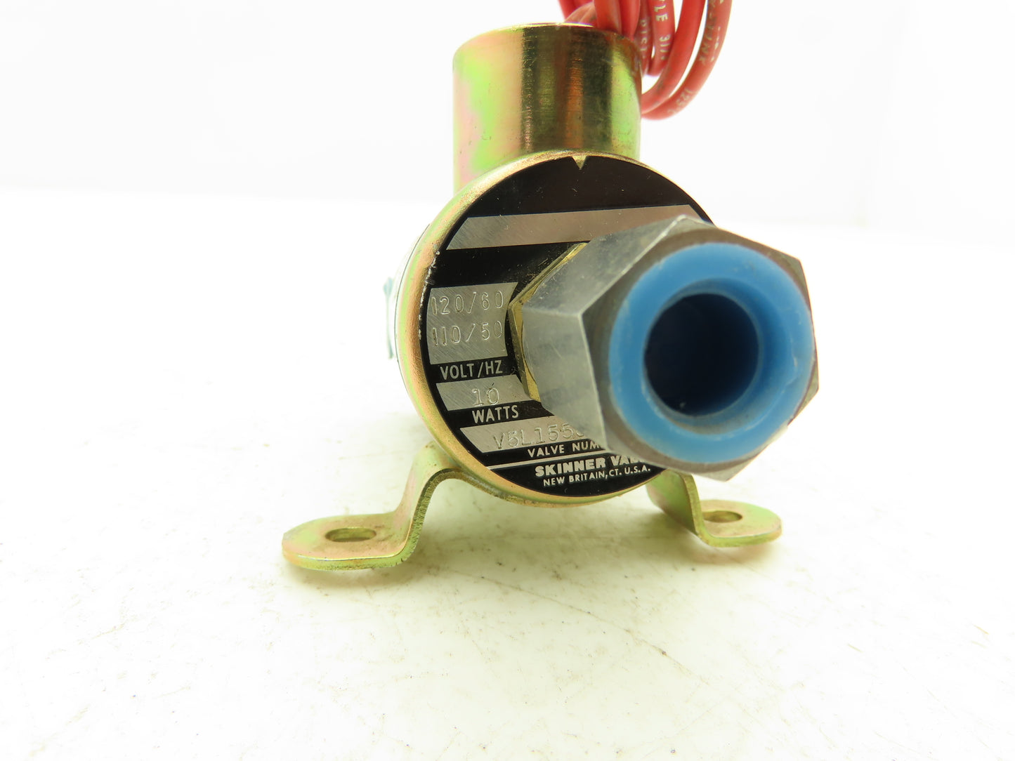 Honeywell Skinner V5L15500CT Solenoid Valve 3-Way NC 120V 100 PSI 1/4" NPT