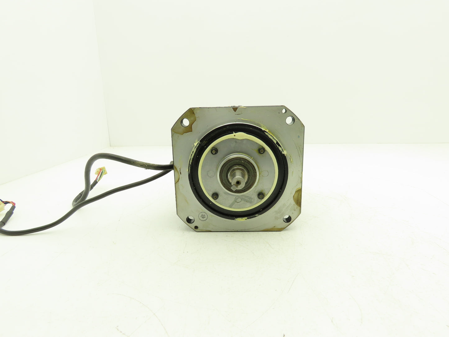 Yaskawa SGMDH06A2AYR25 550W 2.63Nm 2000RPM 200V AC Servo Motor