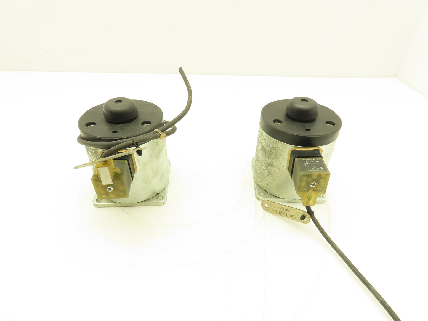 Kendrion 41 42609K02 Solenoid Switch Actuator 24VDC Lot of 2