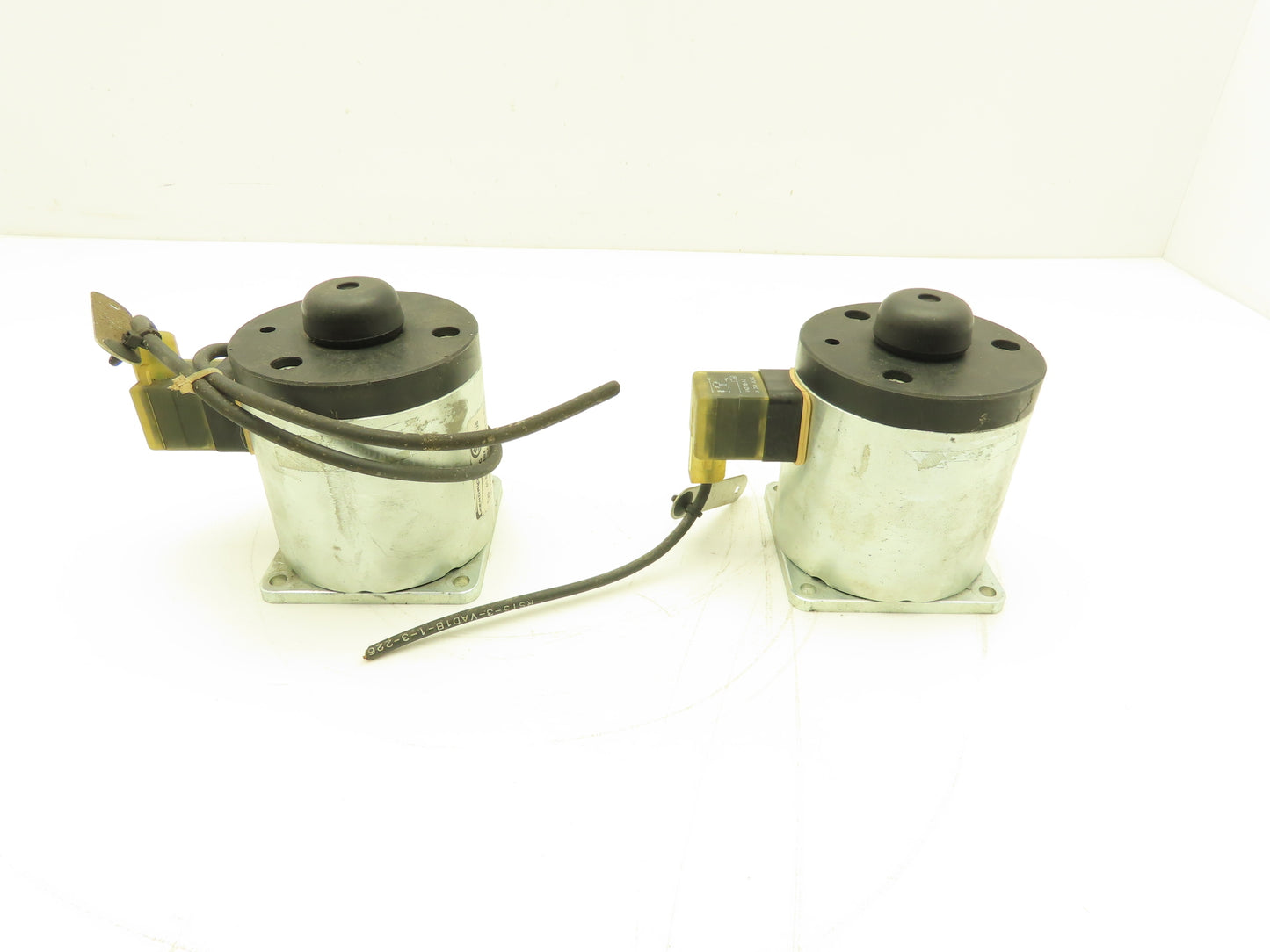 Kendrion 41 42609K02 Solenoid Switch Actuator 24VDC Lot of 2