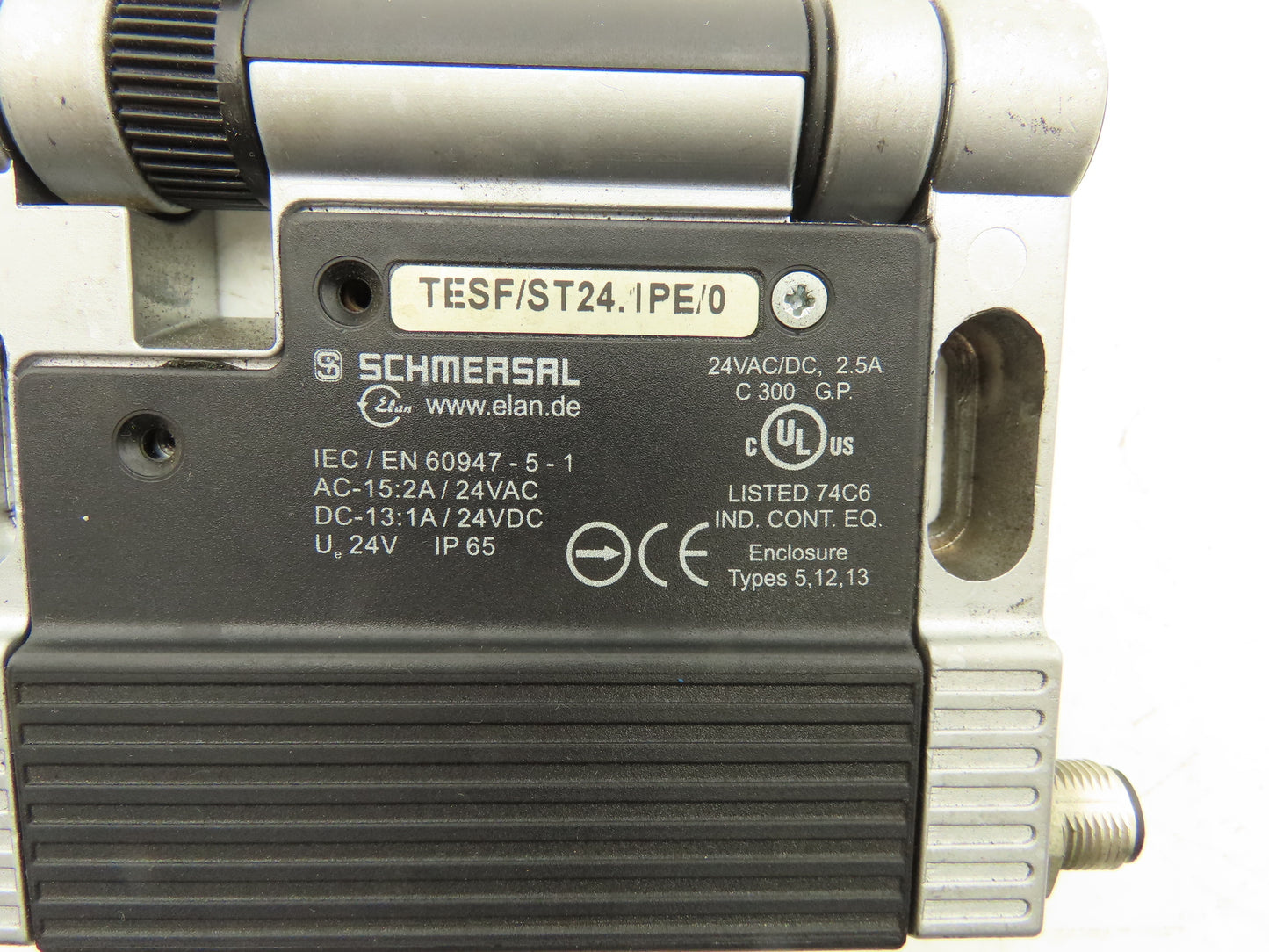 Schmersal TESF/ST24.1PE Safety Limit Switch Hinged 180° Swing