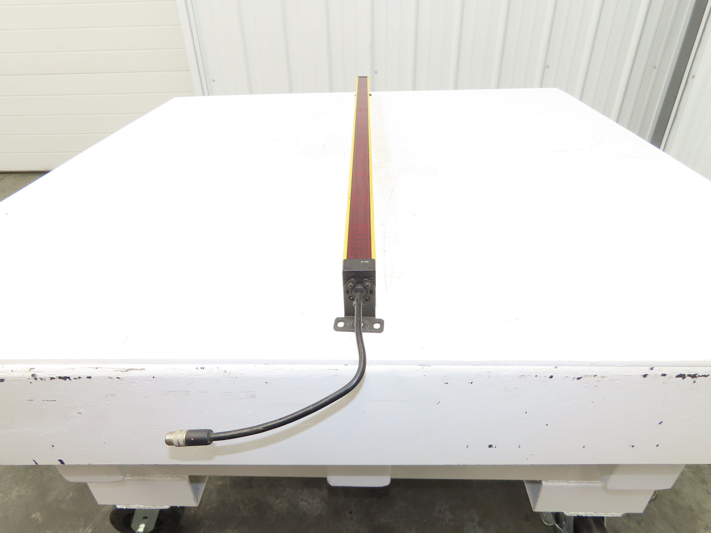 STI 70157-1018 Light Curtain 1045mm Transmitter MiniSafe 4600 24vdc