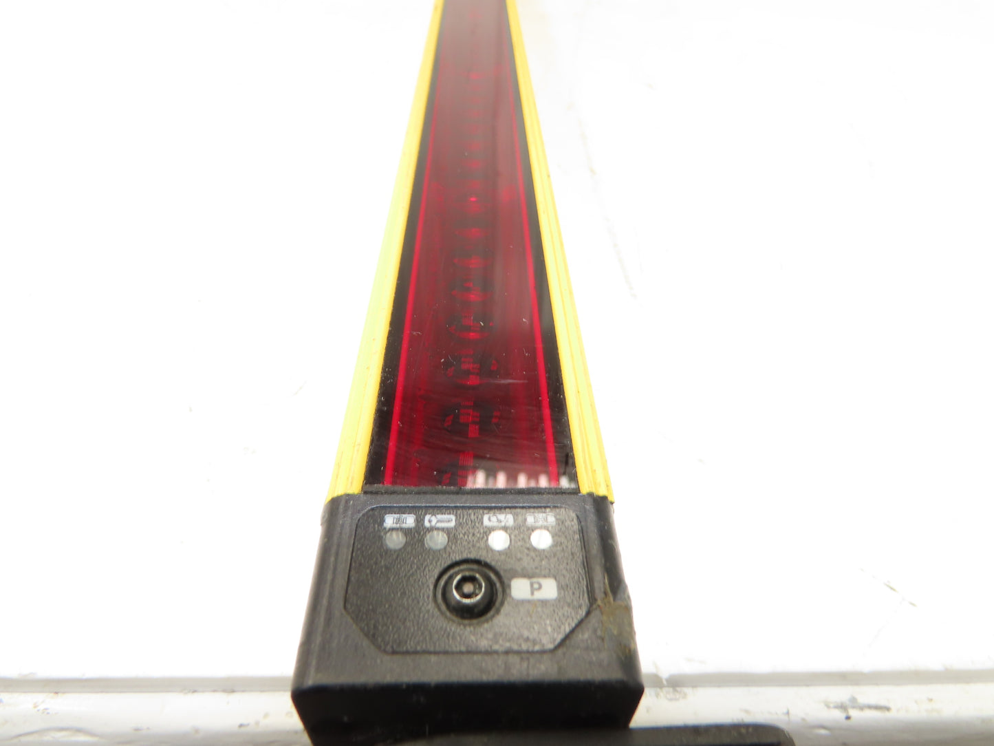 STI 70158-1076 Light Curtain 1215mm Receiver 0.3-9m Range MiniSafe 4600 24vdc