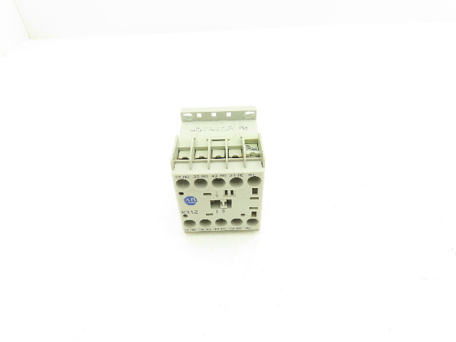 Allen Bradley 700-K31Z Relay 600V 10A 24VDC Coil Series B Lot of 12