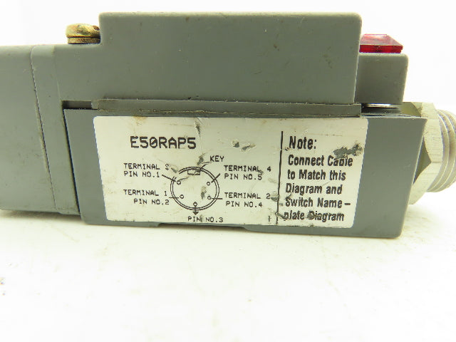 Cutler Hammer E50SAN Limit Switch w/E50DT3 Actuator Head 120VAC 1NO 1NC Lot of 4