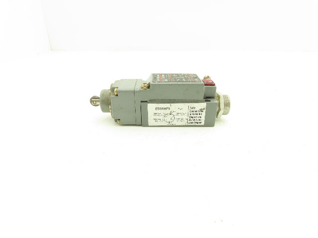 Cutler Hammer E50SAN Limit Switch w/E50DT3 Actuator Head 120VAC 1NO 1NC Lot of 4