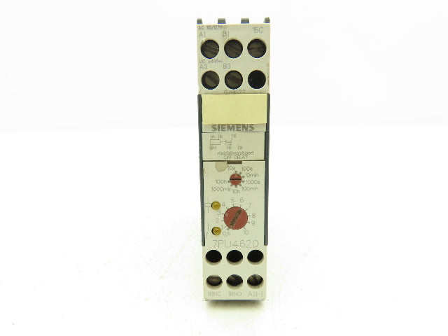 Siemens 7PU4620-2AJ20 Time Delay Relay Module Off Delay 120VAC 24VDC