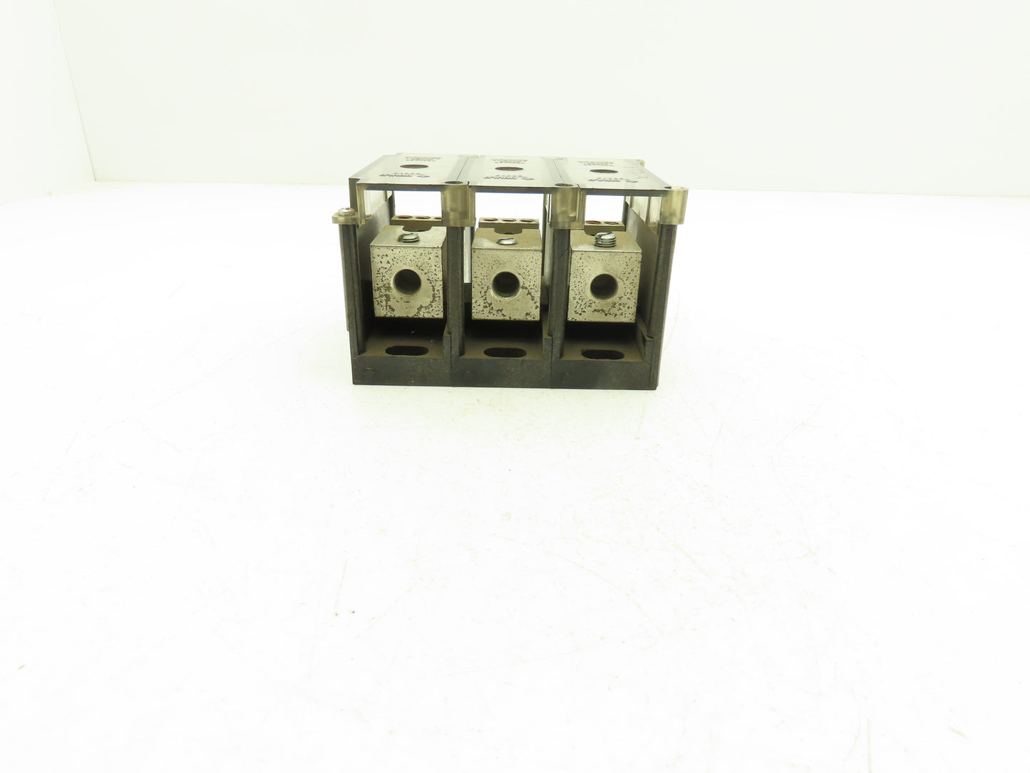 Ferraz Shawmut 66563 Power Distribution Block PDB 600V 3 Pole 2/0-14awg