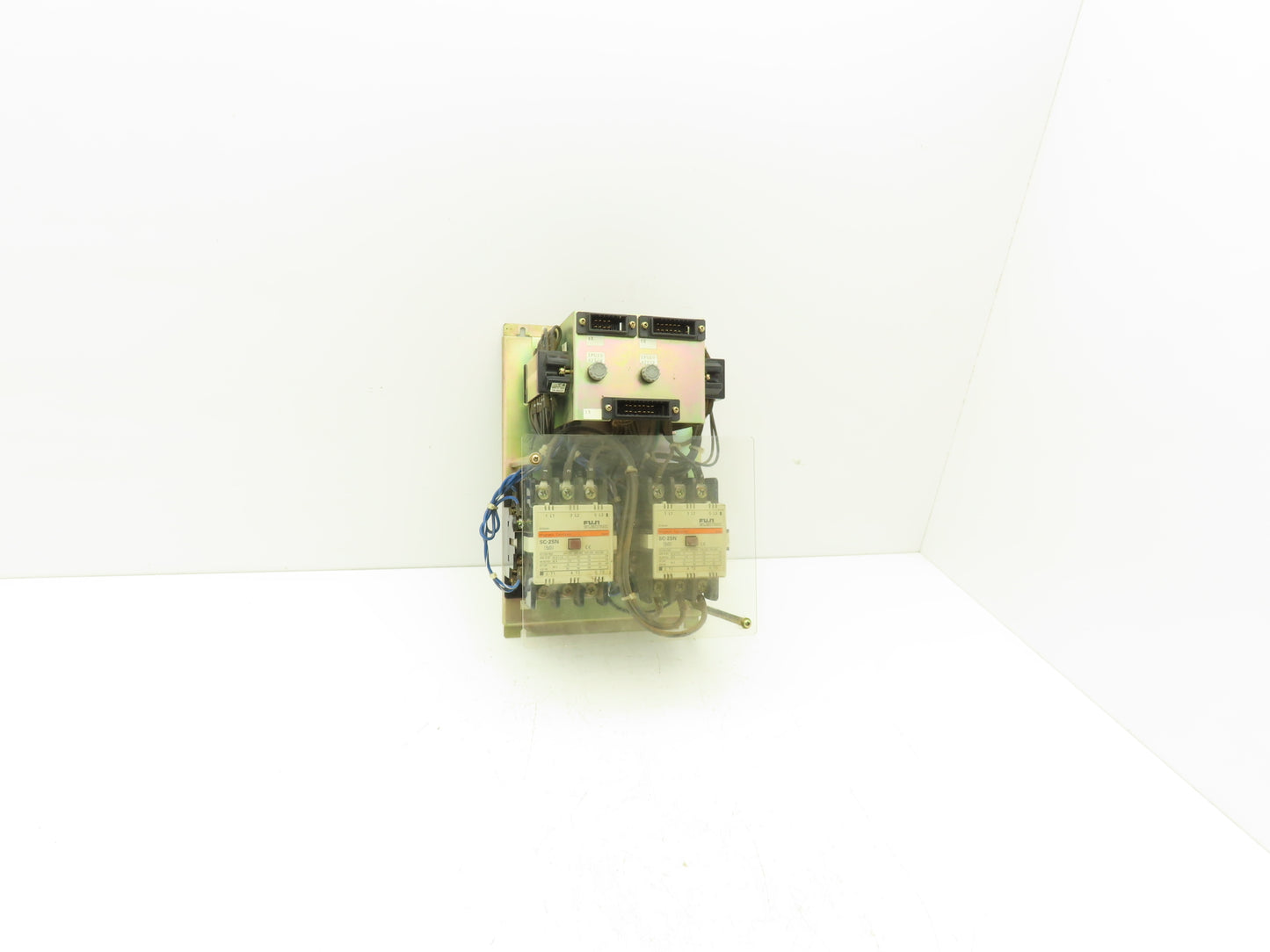 Yaskawa Electric JZRCR-XPU10C Contactor Motor Starter Assembly 25kW 3PH 660V