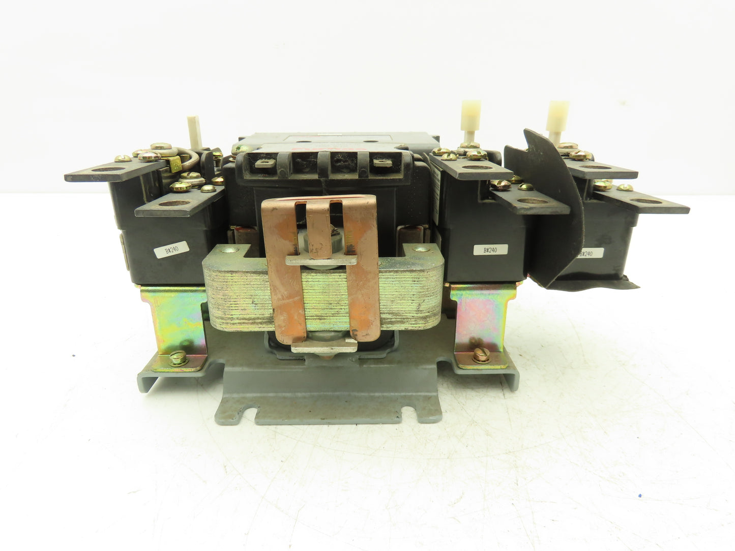 Furnas 14JB108300 Motor Starter 135A 600VAC 3ph 100Hp NEMA 4 120V Coil