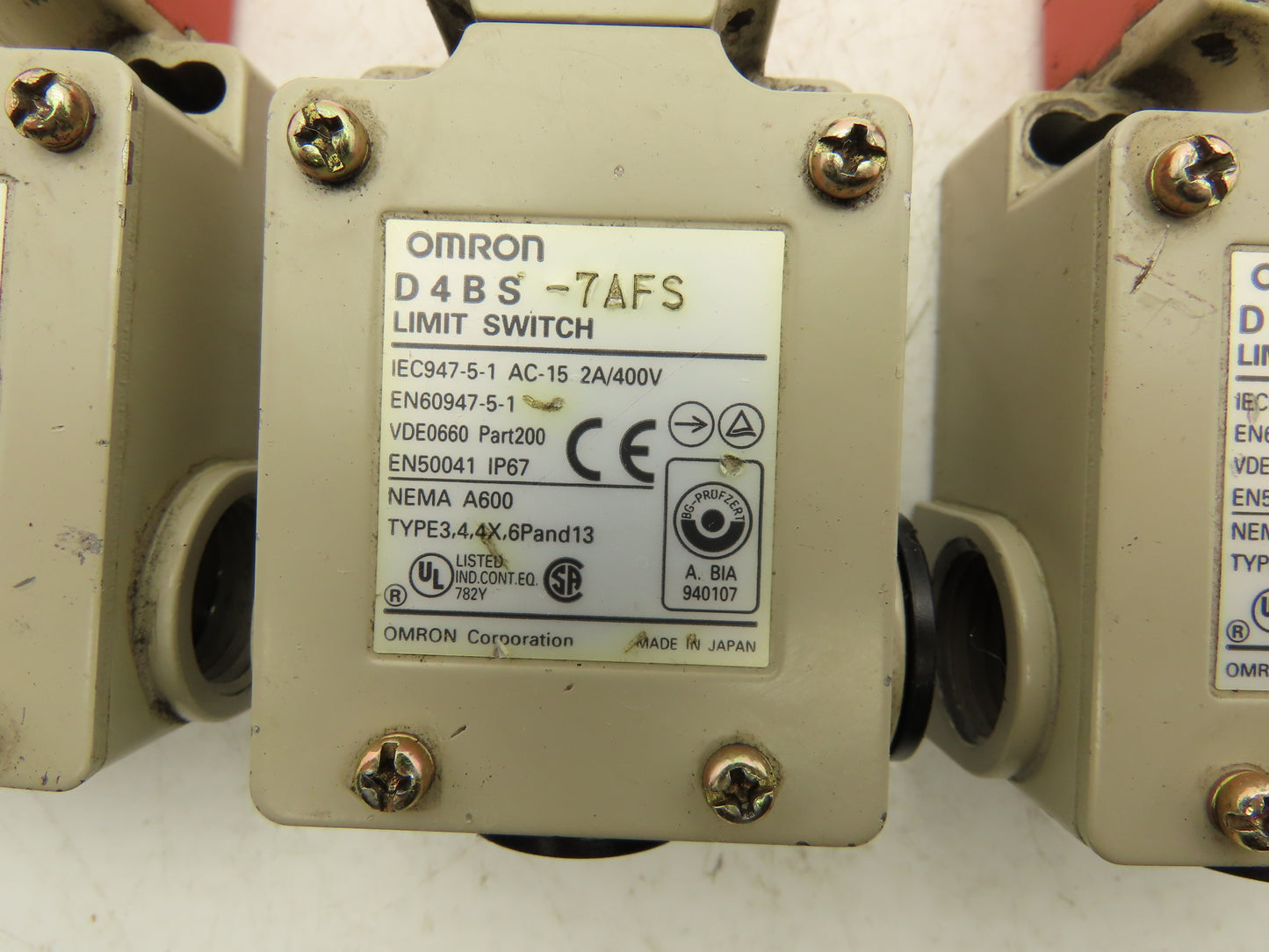 Omron D4BS-7AFS Limit Switch 2A/400V Lot of 3