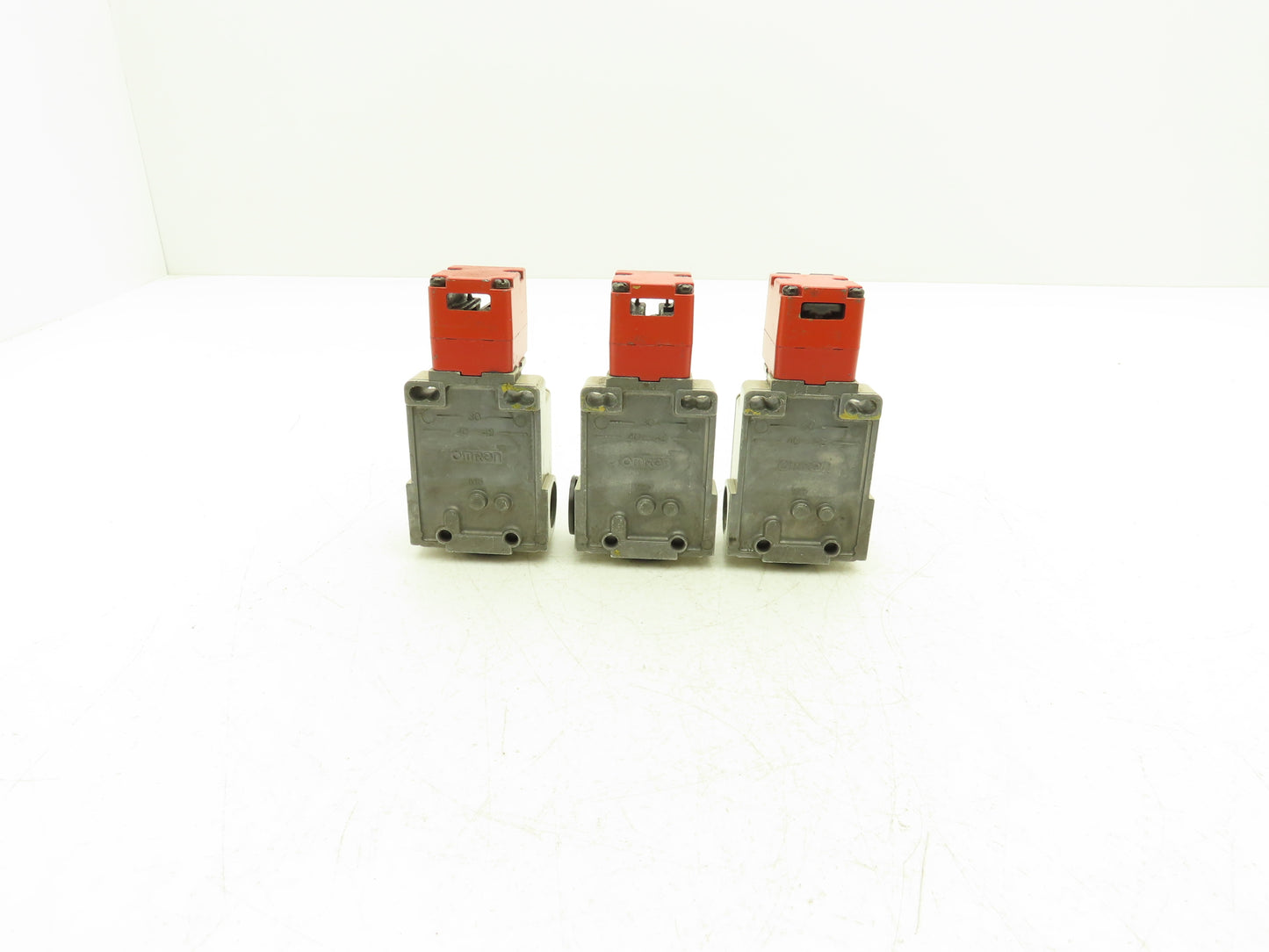 Omron D4BS-7AFS Limit Switch 2A/400V Lot of 3
