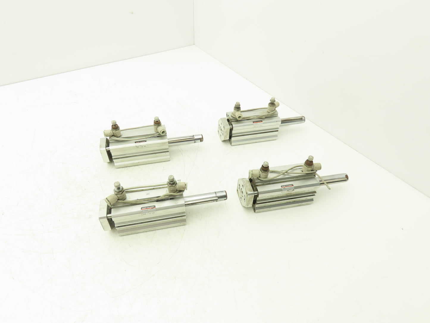 SMC US12524 Pneumatic Air Cylinder 2" Stroke Non Rotating Rod Lot of 4