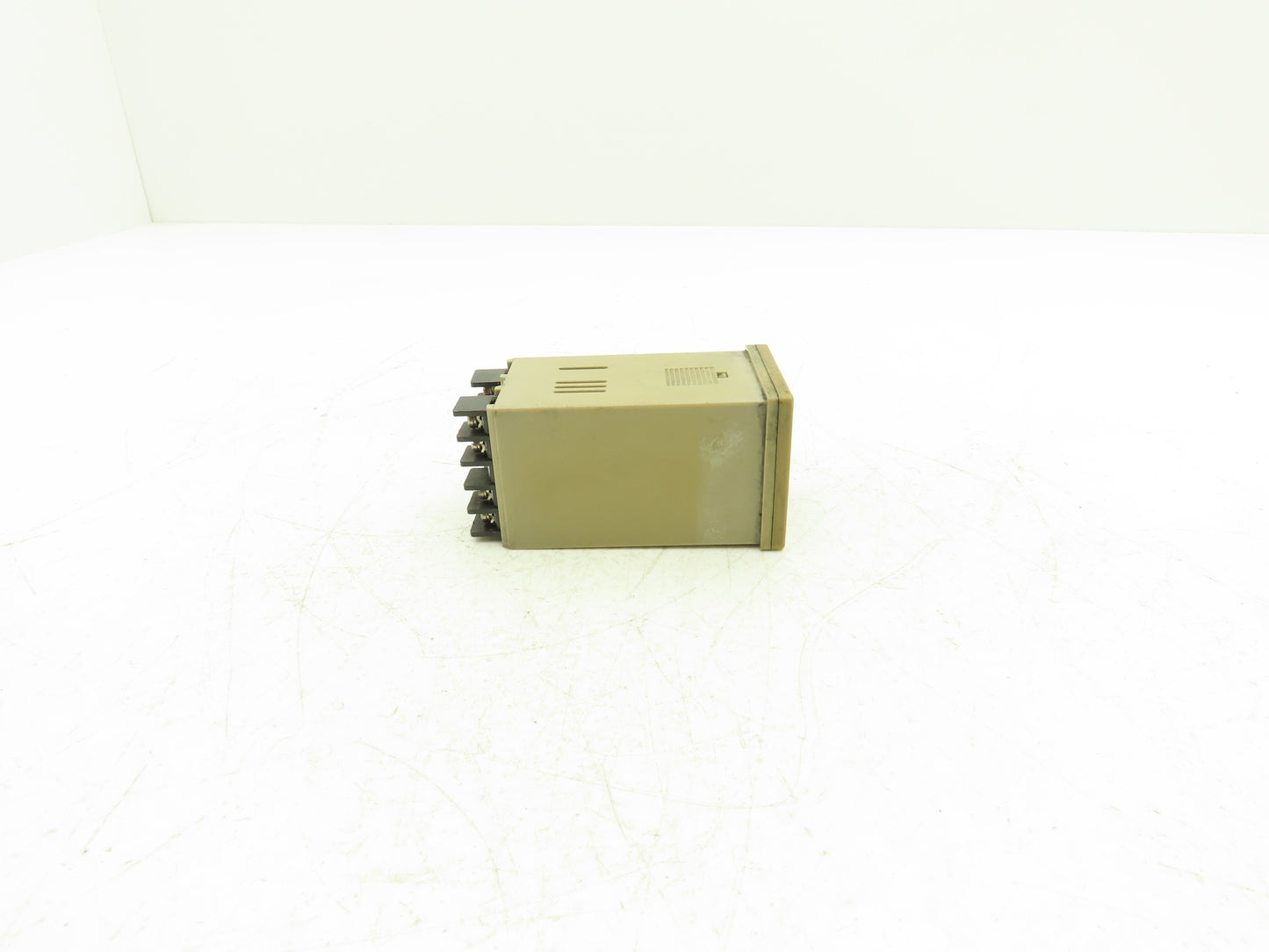 Unics CU-648 Digital Meter/Counter 12VDC 24VAC