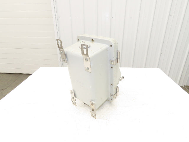 Appleton DBR6034DS DBR Receptacle 60A 3W 4P Disconnect Pin Sleave Plug