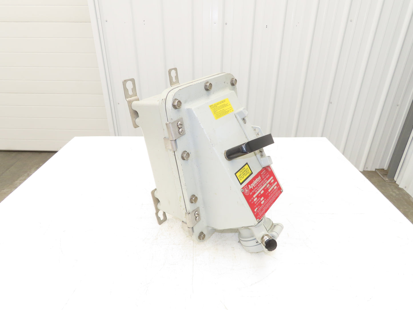Appleton DBR6034DS DBR Receptacle 60A 3W 4P Disconnect Pin Sleave Plug