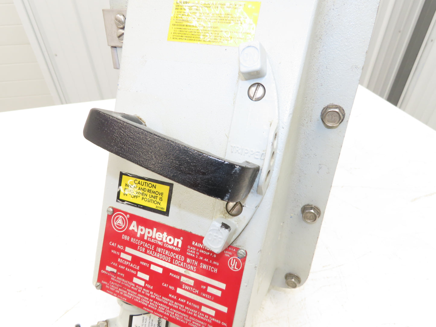 Appleton DBR6034DS DBR Receptacle 60A 3W 4P Disconnect Pin Sleave Plug
