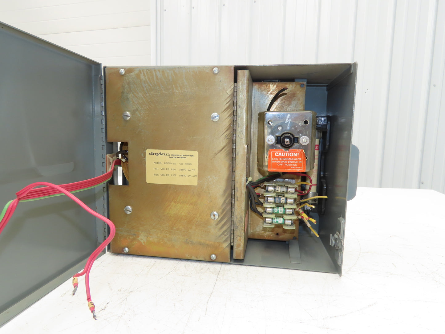 Daykin APFS-15 Transformer Disconnect 460V Primary 115V Secondary *READ*
