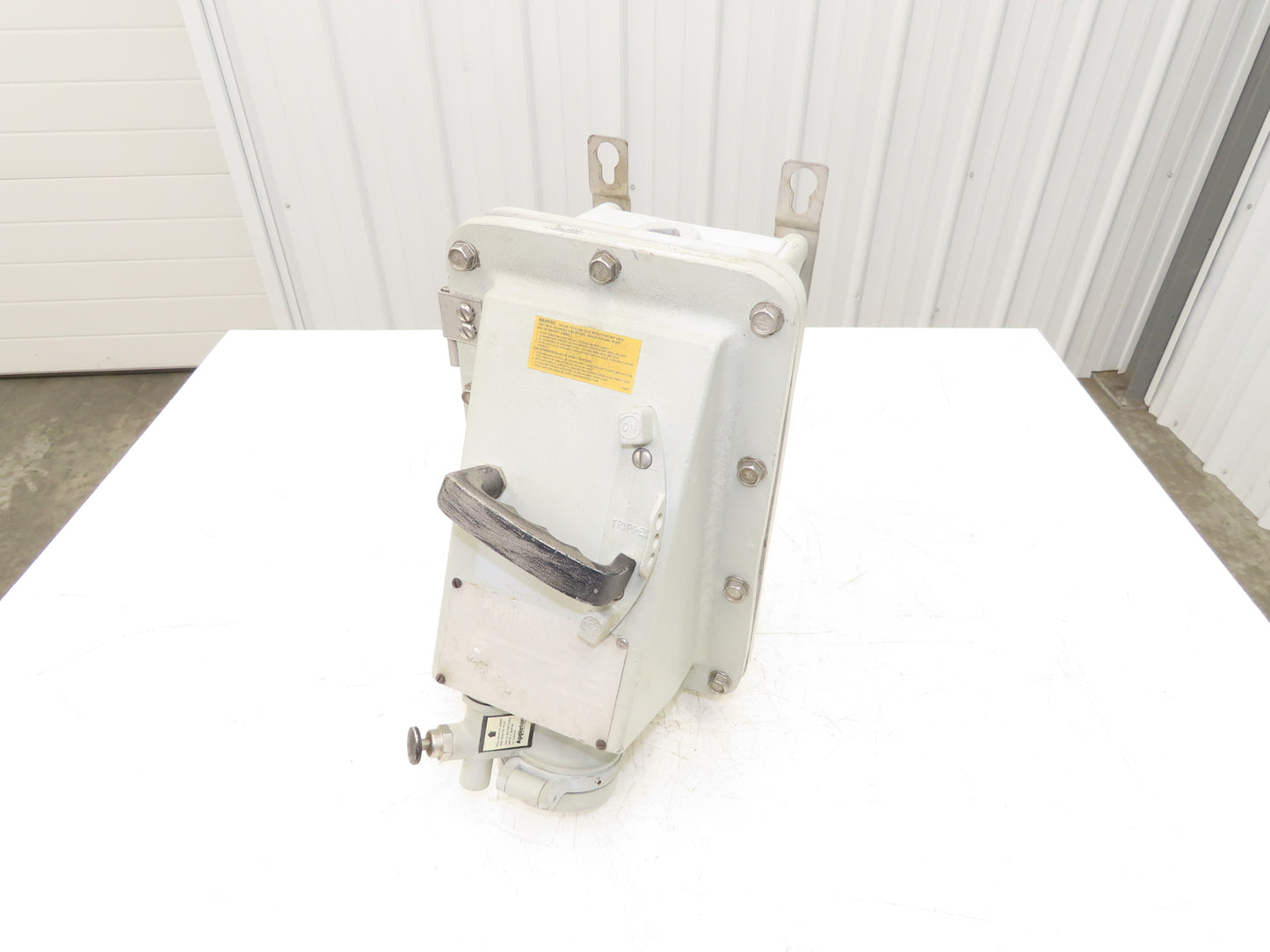 Appleton DBR Receptacle Enclosure For Circuit Breaker Hazardous Location