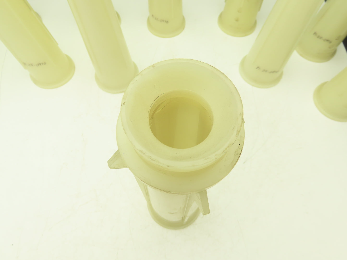 Celleco 6091 4129-01 Cleanpac Filter Cone Tube White 14.25"L  Lot of 11