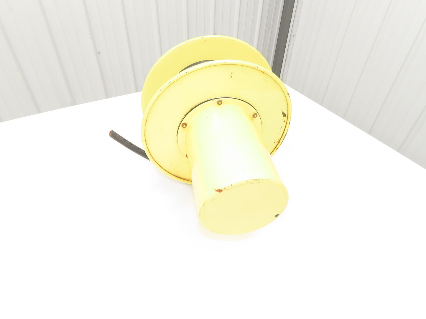 Insul 8 IER 1400 Powereel Retractable Power Cable Reel 16/10 Cord 5A 600V 20'L