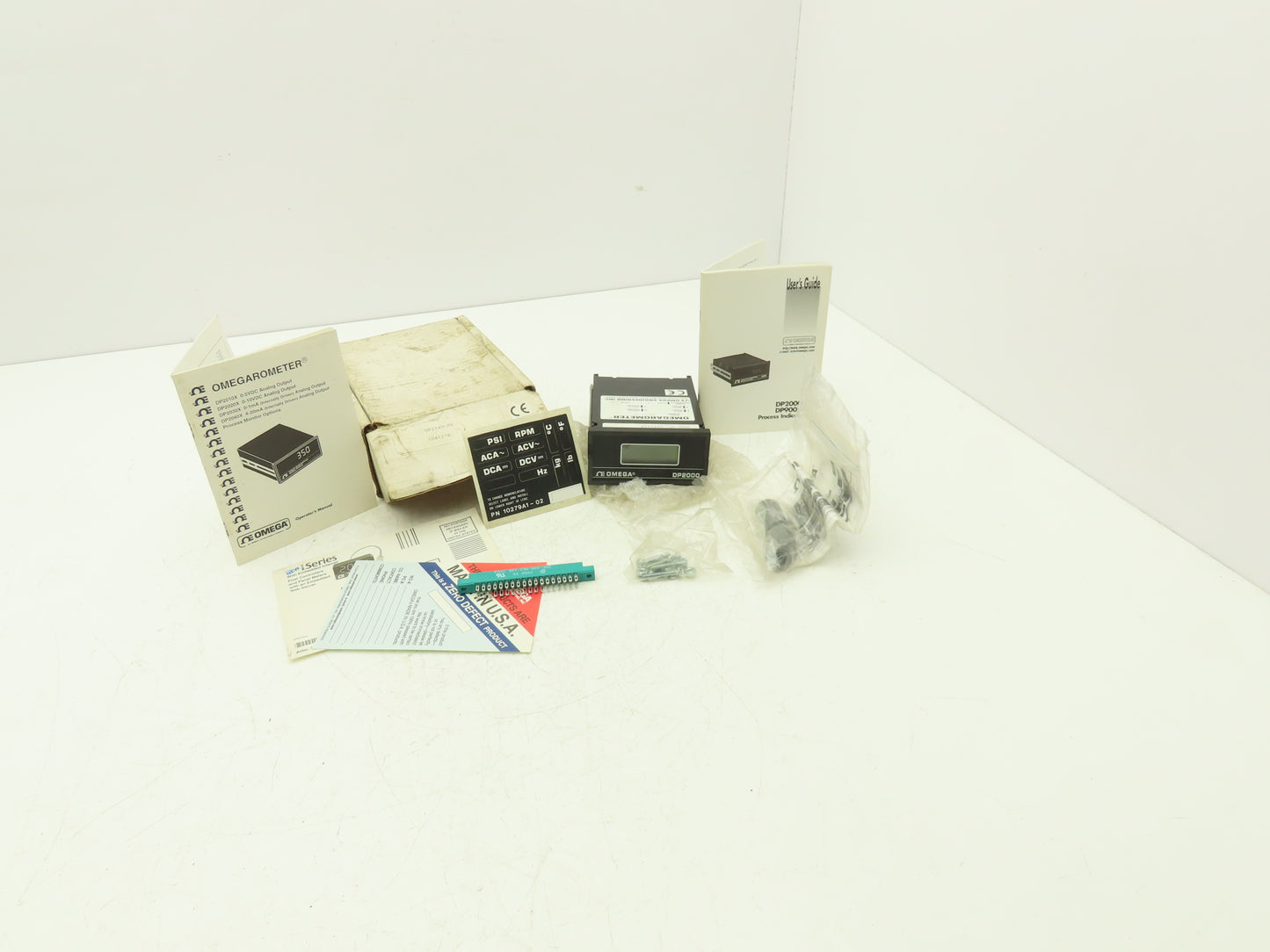 Omega DP2140-P8 Digital Panel Meter Display 120V DP2000 Omegarometer