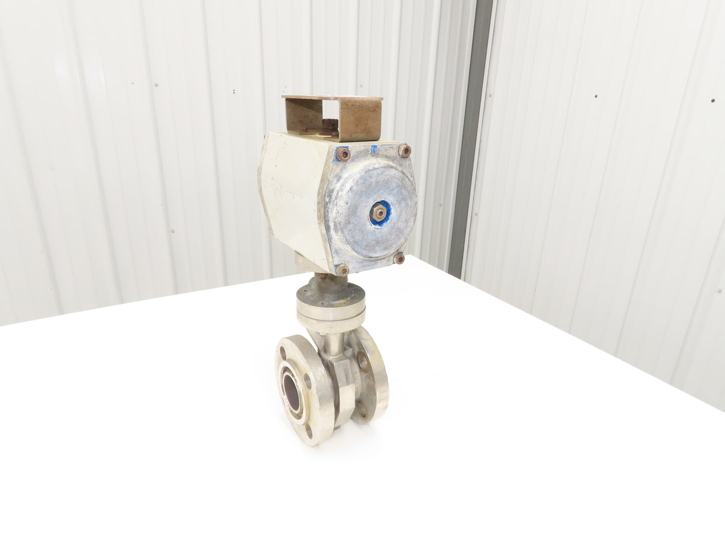 Warren Controls 1.5" CW-12MW Ball Valve Flanged w/Pneumatic Actuator