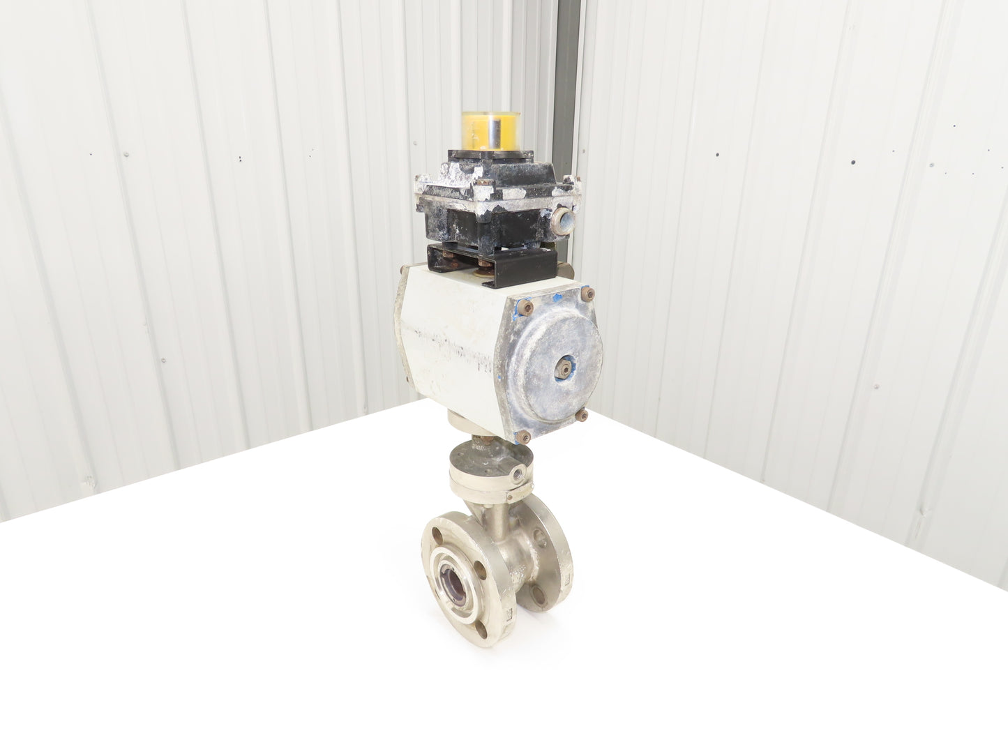 Warren Controls 1.5" CW-12MW Ball Valve Flanged w/Pneumatic Actuator