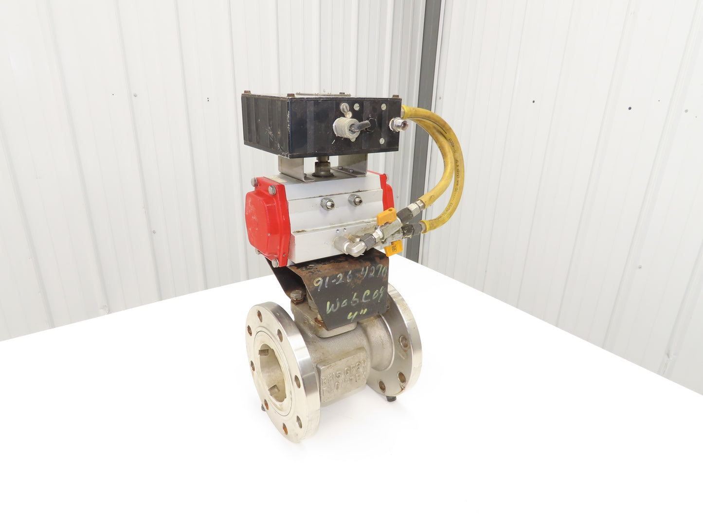 FlowTek 4-150 4" Stainless Ball Valve & Pneumatic Actuator Assembly DAB092