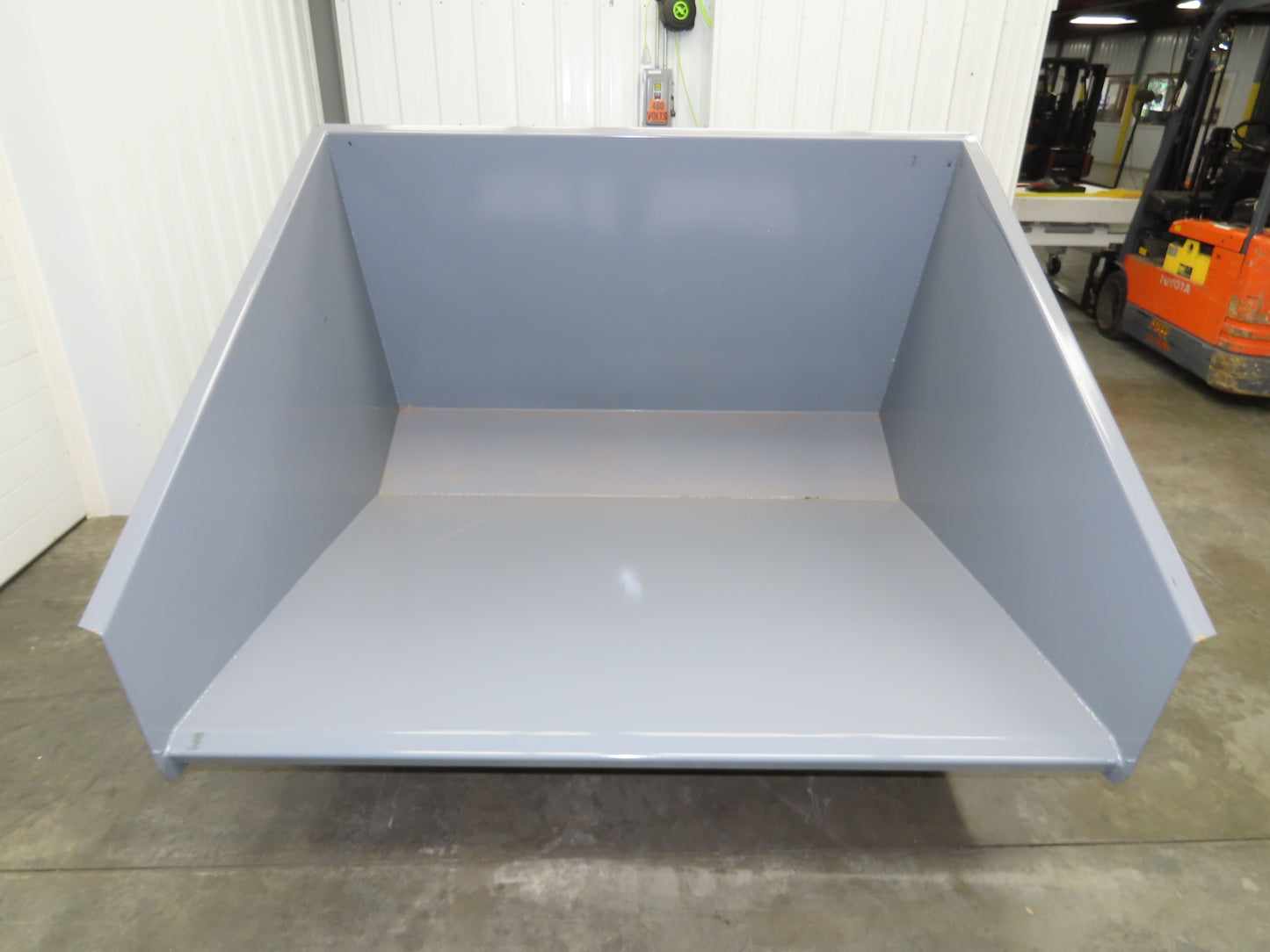 Wright 26099-GRY 2-1/2 YD Self Dumping Hopper 4000lbs Trash Recycle 10 Gauge Bin