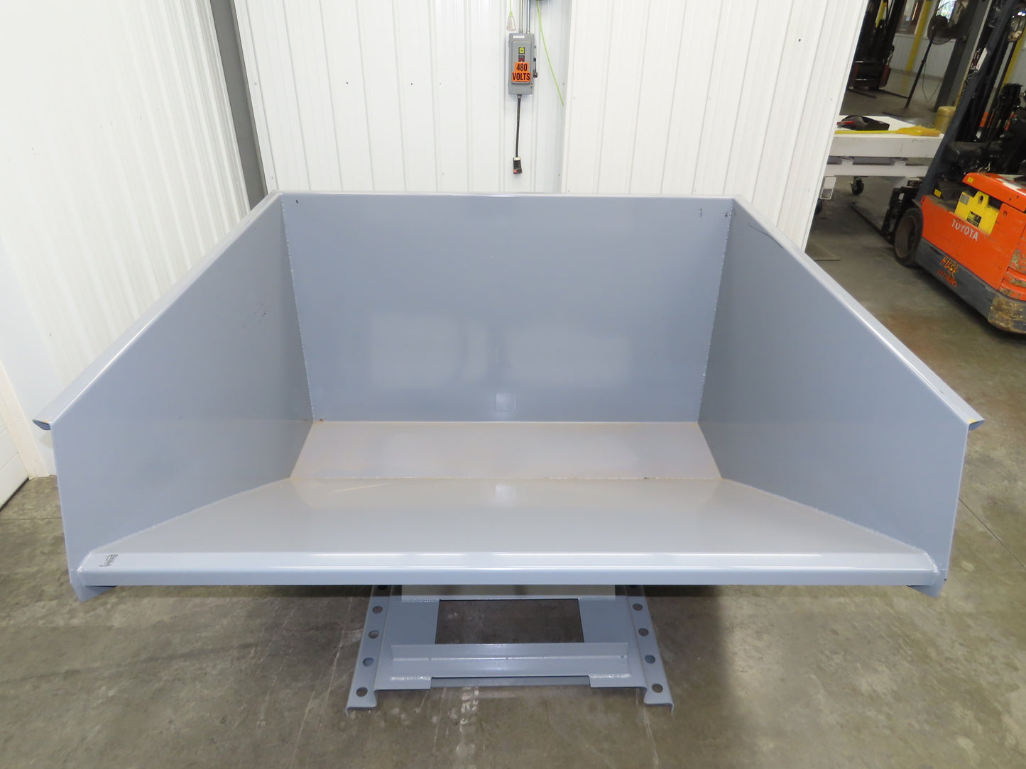 Wright 26099-GRY 2-1/2 YD Self Dumping Hopper 4000lbs Trash Recycle 10 Gauge Bin