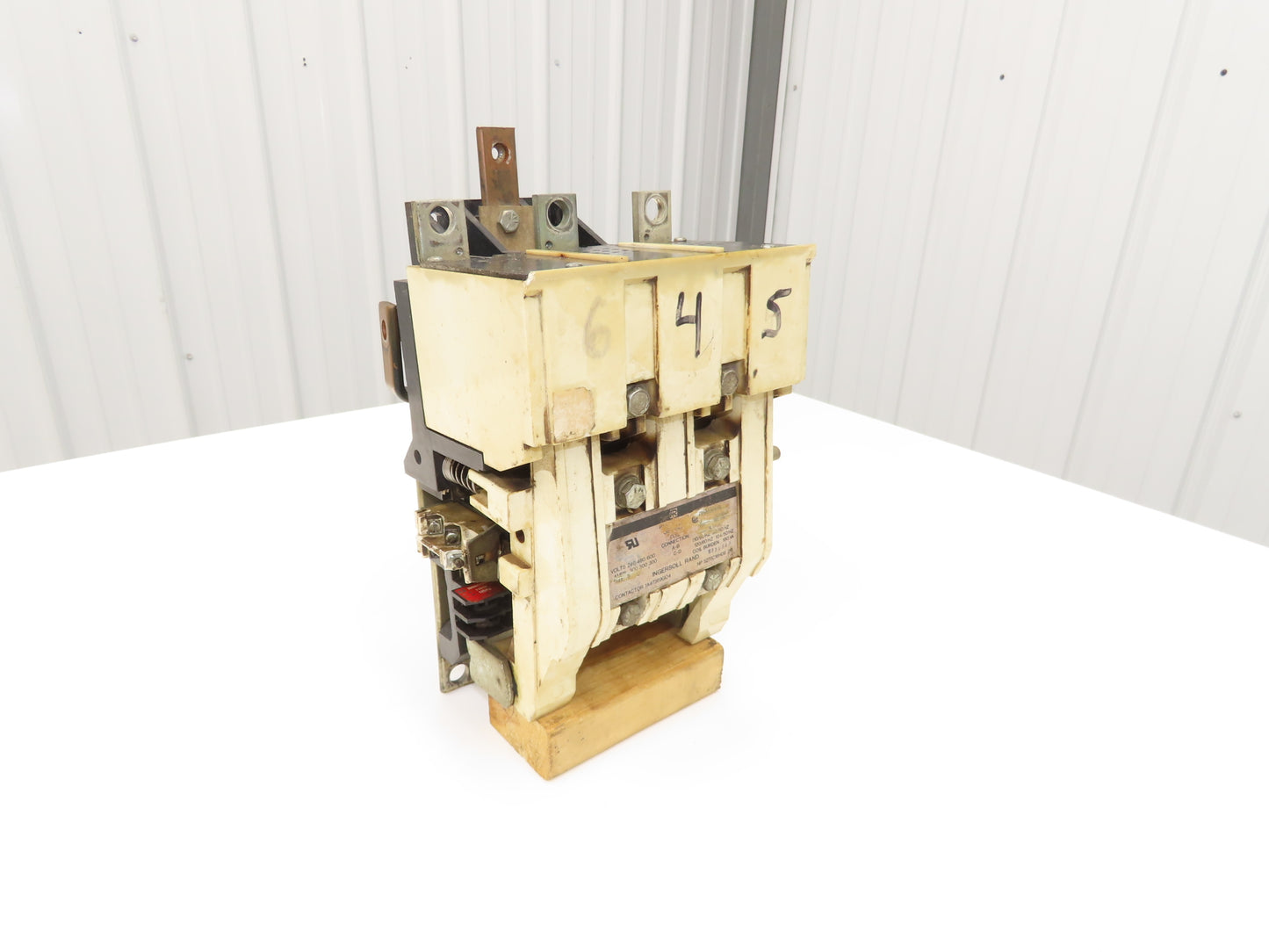 Westinghouse 2045A40G05 AC Motor Starter Contactor 600V 3Ph 120V Coil